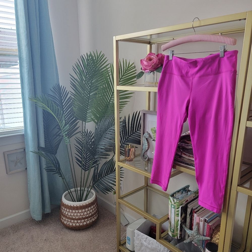 Magenta Athleisure / Workout / Gym Leggings